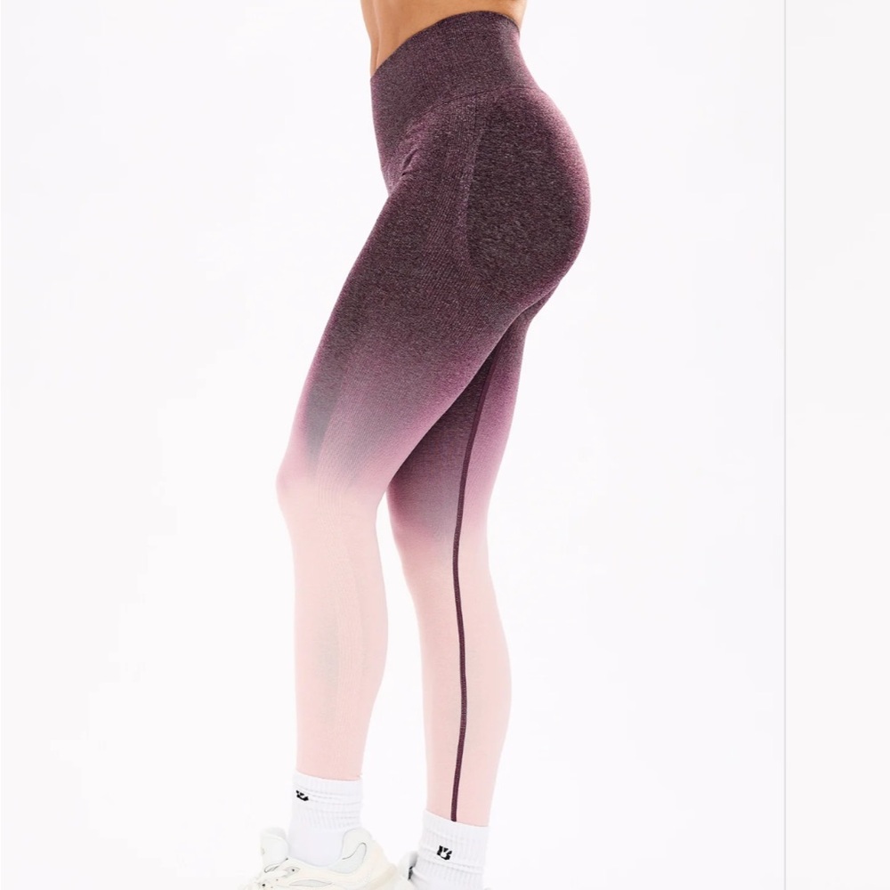 Buffbunny Miracle Seamless Leggings in Court Ombré